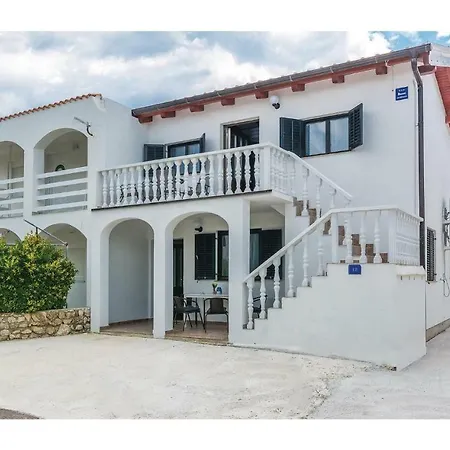 Apartament Two-bedroom In Vir