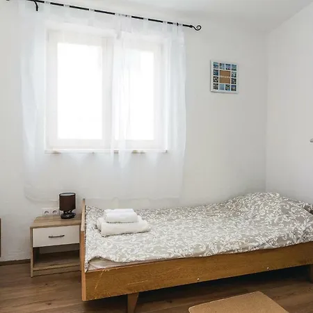 Two-bedroom In Vir